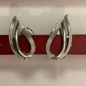 Vintage Sarah Coventry “Stunning” Silvertone Clip Earrings